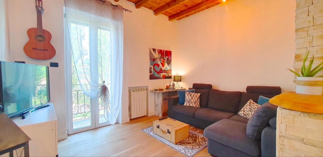 Casa Valle Parco Lambro Albiate Eksteriør bilde